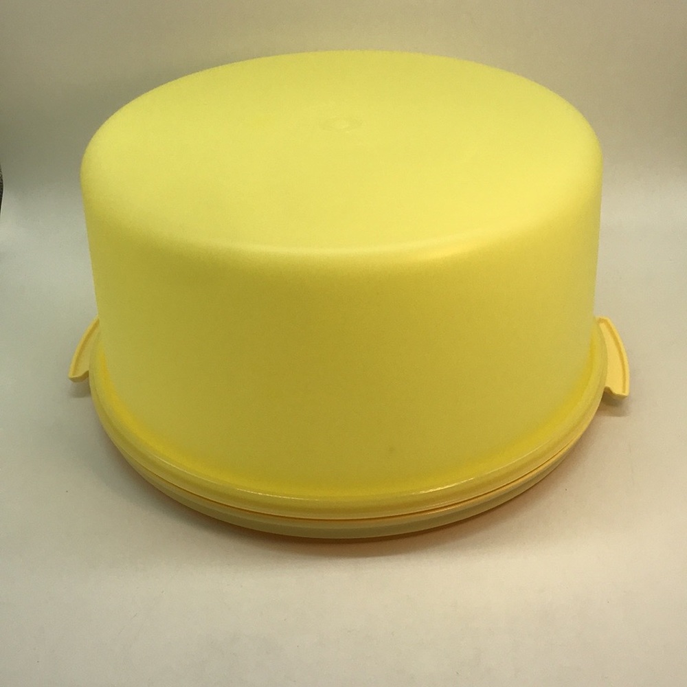 Tupperware Maxi Cake Round Container - Picture 7 of 11